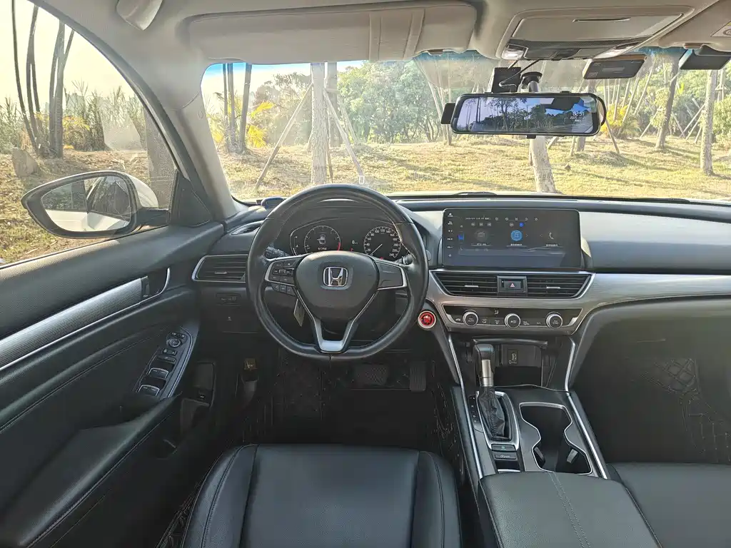 Honda Honda Accord 2022 260TURBO Luxury Edition 2022 - thumbnail 10