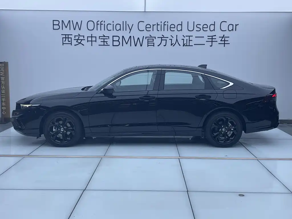 Honda Accord 2025 Sport Series 260TURBO Luxury Edition 2026 - thumbnail 3