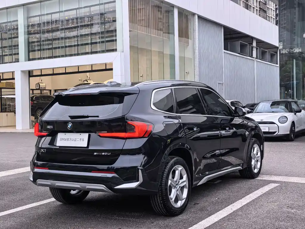 BMW BMW X1 sDrive20Li X Design Package 2024 - thumbnail 7