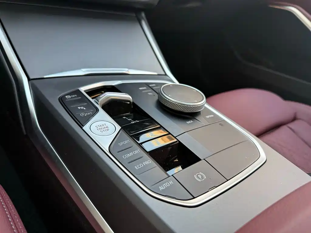 BMW BMW 3 Series 325i M Sport 2025 - thumbnail 7
