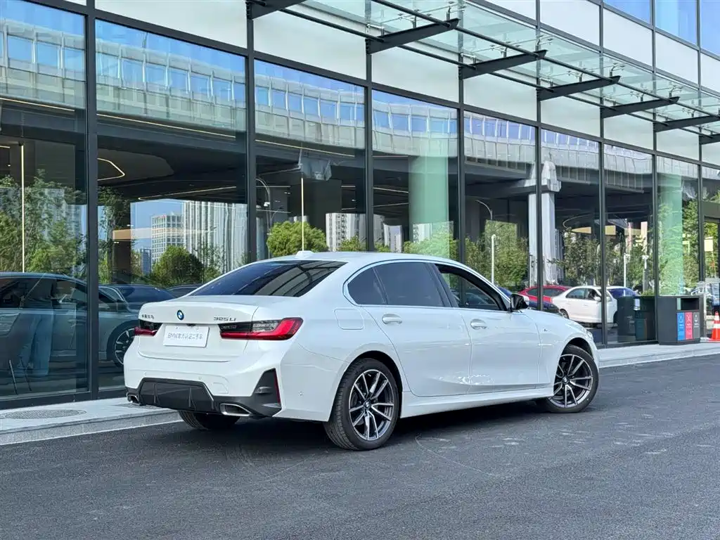 BMW BMW 3 Series 2023 325Li M Sport Package 2023 - thumbnail 2