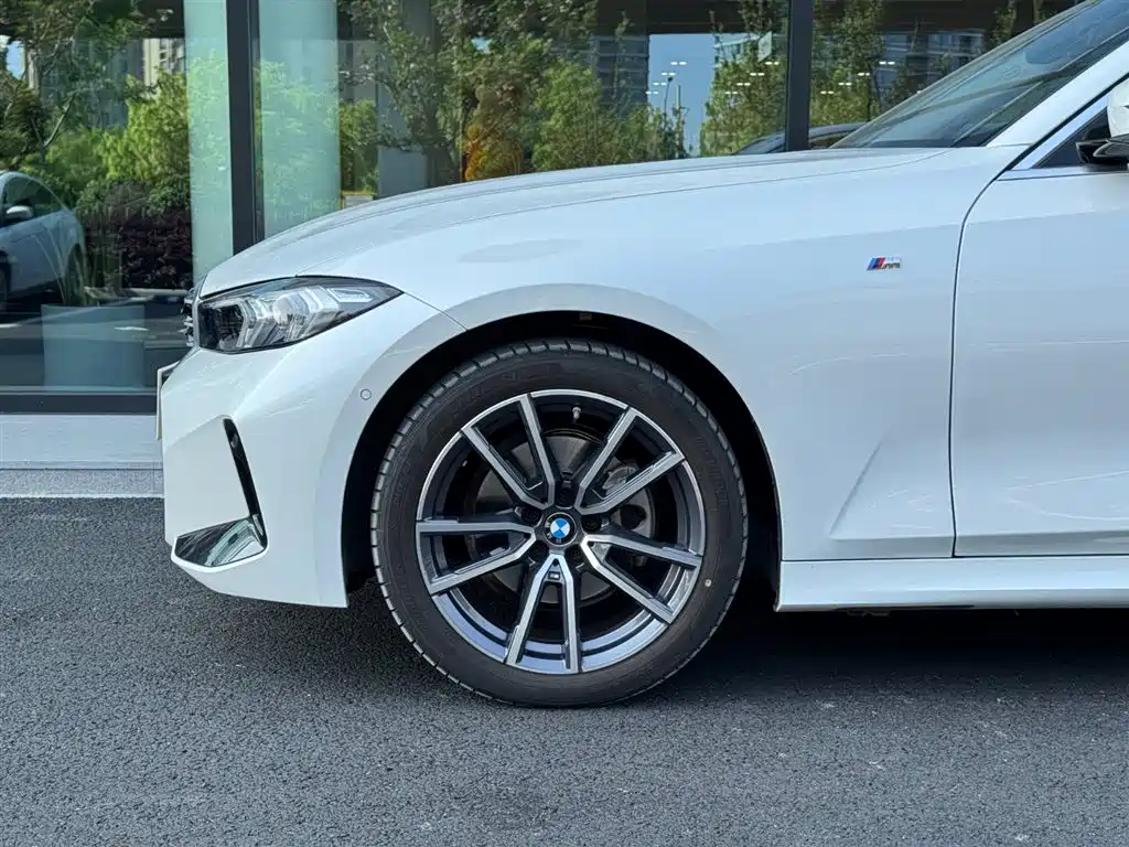 BMW BMW 3 Series 2023 325Li M Sport Package 2023 - thumbnail 5