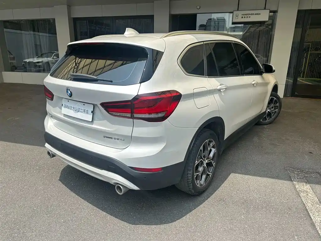 BMW BMW X1 sDrive25Li 2023 - thumbnail 6