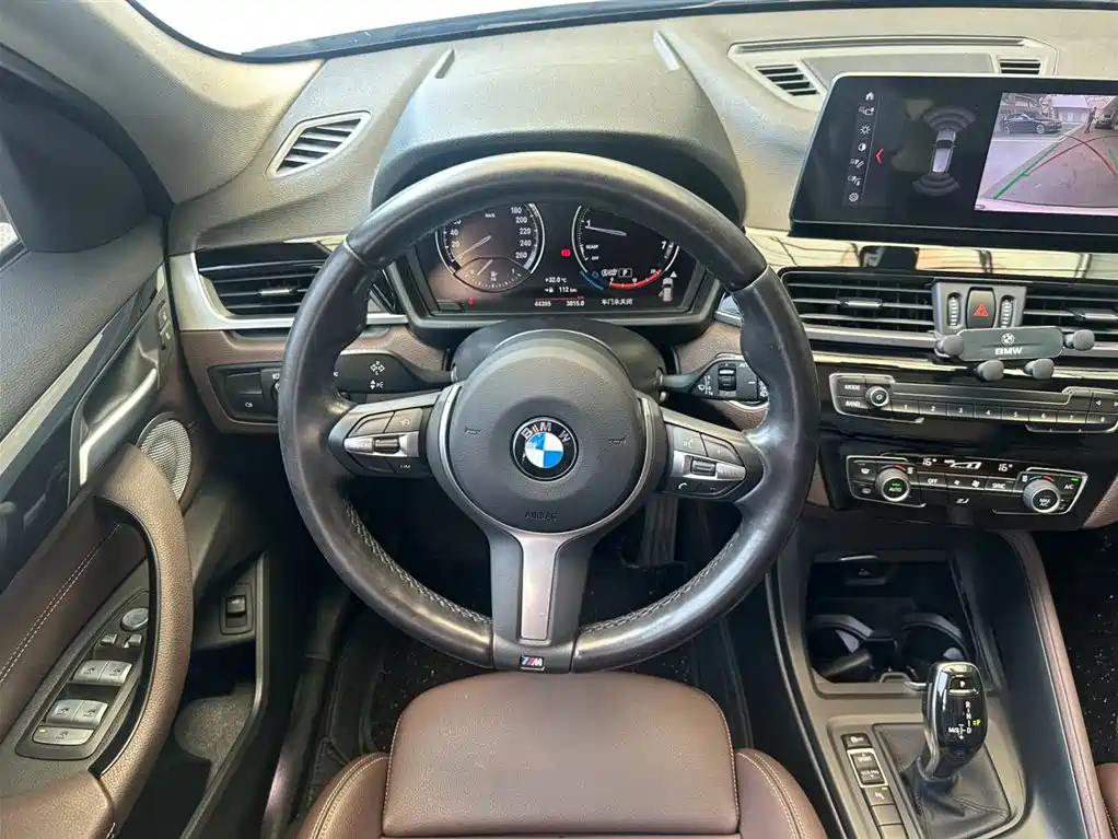 BMW BMW X1 sDrive25Li 2023 - thumbnail 10