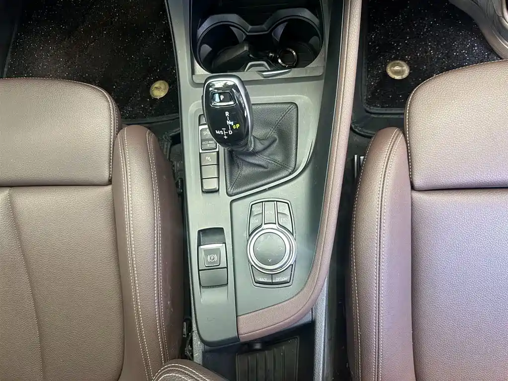 BMW BMW X1 sDrive25Li 2023 - thumbnail 12