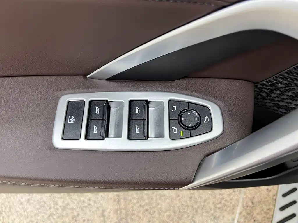 BMW BMW X1 2023 sDrive25Li X Design Package 2024 - thumbnail 14