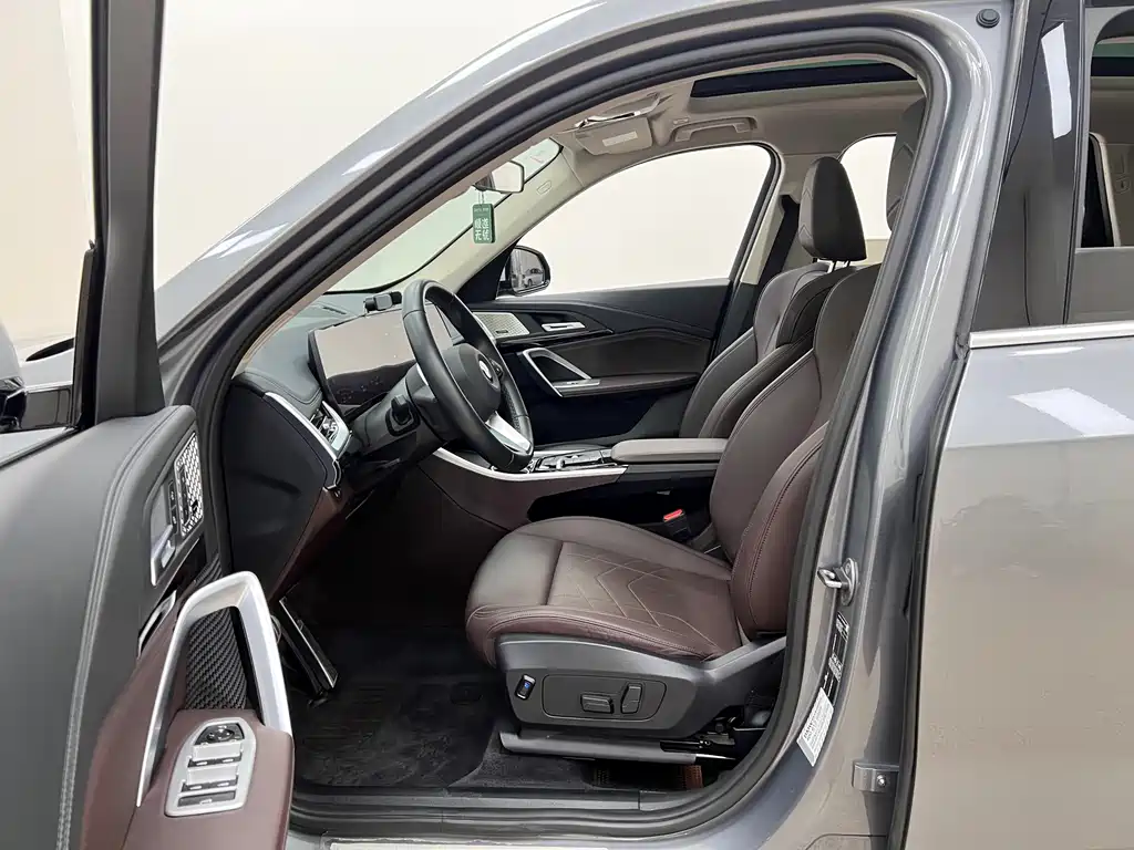 BMW BMW X1 2023 sDrive25Li X Design Package 2024 - thumbnail 17