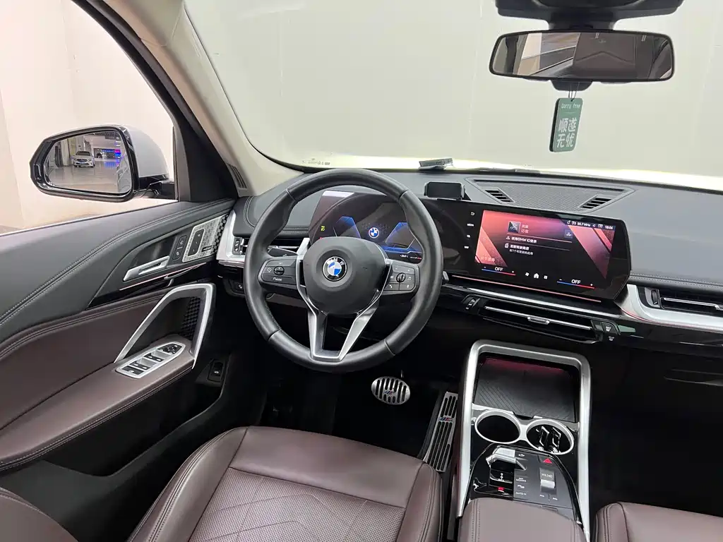 BMW BMW X1 2023 sDrive25Li X Design Package 2024 - thumbnail 25
