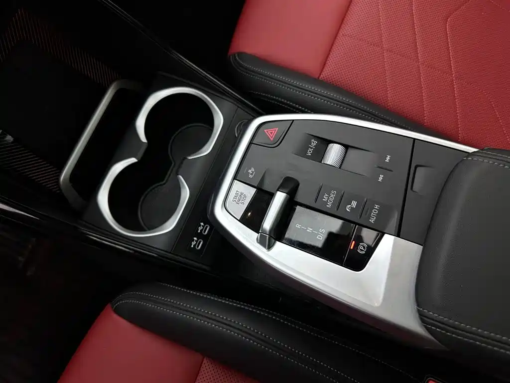 BMW BMW X1 xDrive25Li M Sport 2024 - thumbnail 14