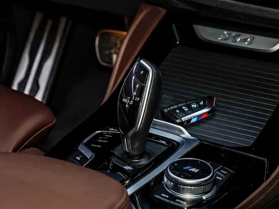 BMW BMW X4 xDrive 25i M Sport Night Edition 2021 - thumbnail 28