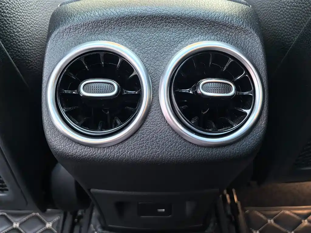 Mercedes-Benz Mercedes-Benz AMG A 35 L 4MATIC 2022 - thumbnail 11