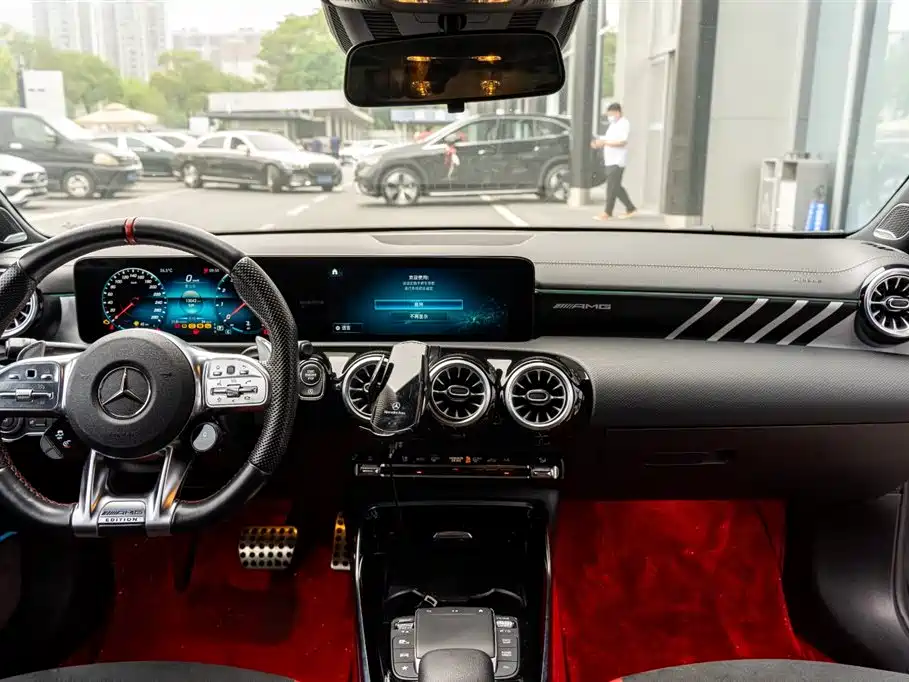Mercedes-Benz Mercedes-Benz AMG A 35 L 4MATIC 2022 - thumbnail 15