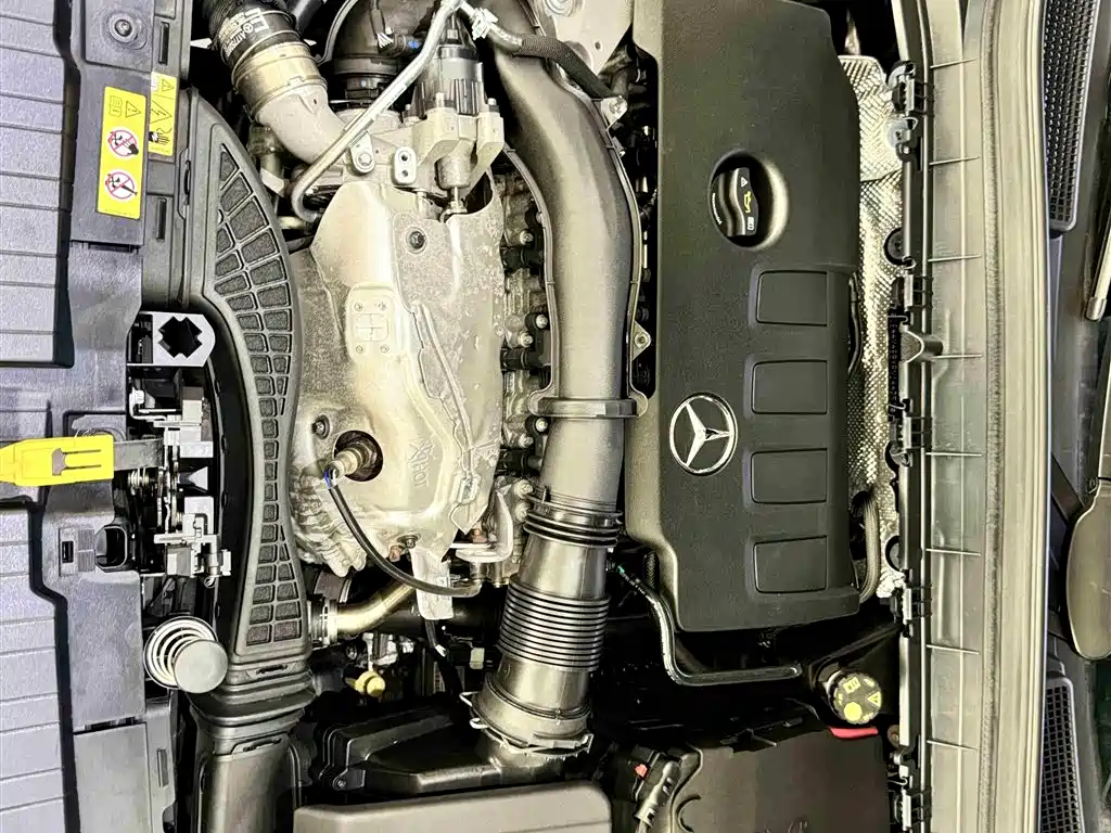 Mercedes-Benz Mercedes-Benz GLB 220 2023 - thumbnail 26