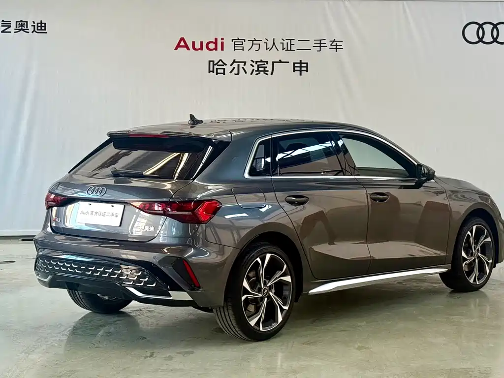Audi Audi A3 2025 Sportback 35 TFSI Feichi Zunxiang Edition 2025 - thumbnail 2