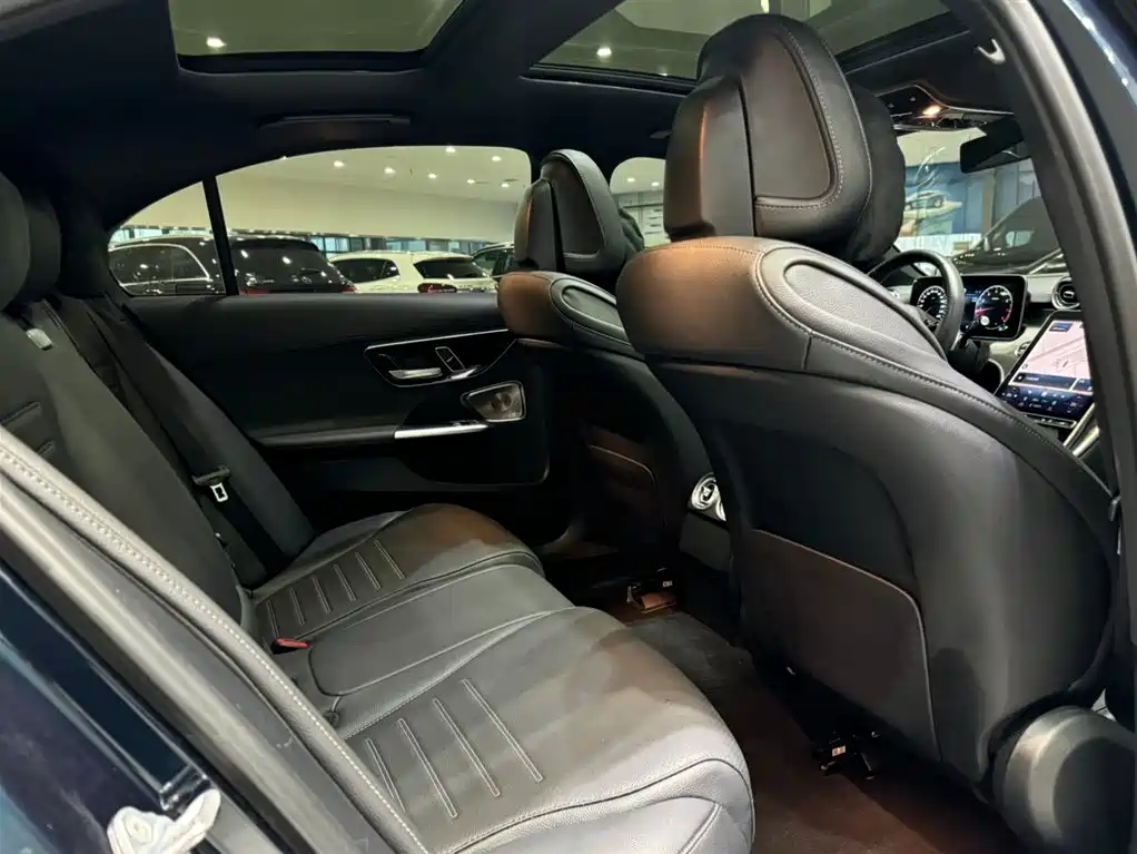Mercedes-Benz C 260 L皓夜运动版 2024 - thumbnail 3