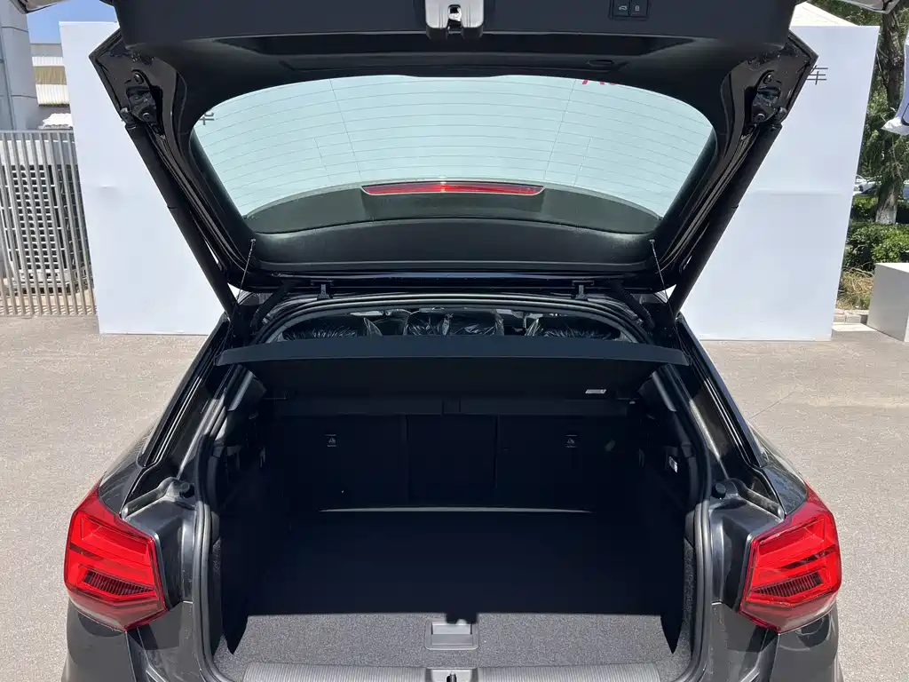 Audi Audi Q2L 35 TFSI Fashion Dynamic 2026 - thumbnail 12