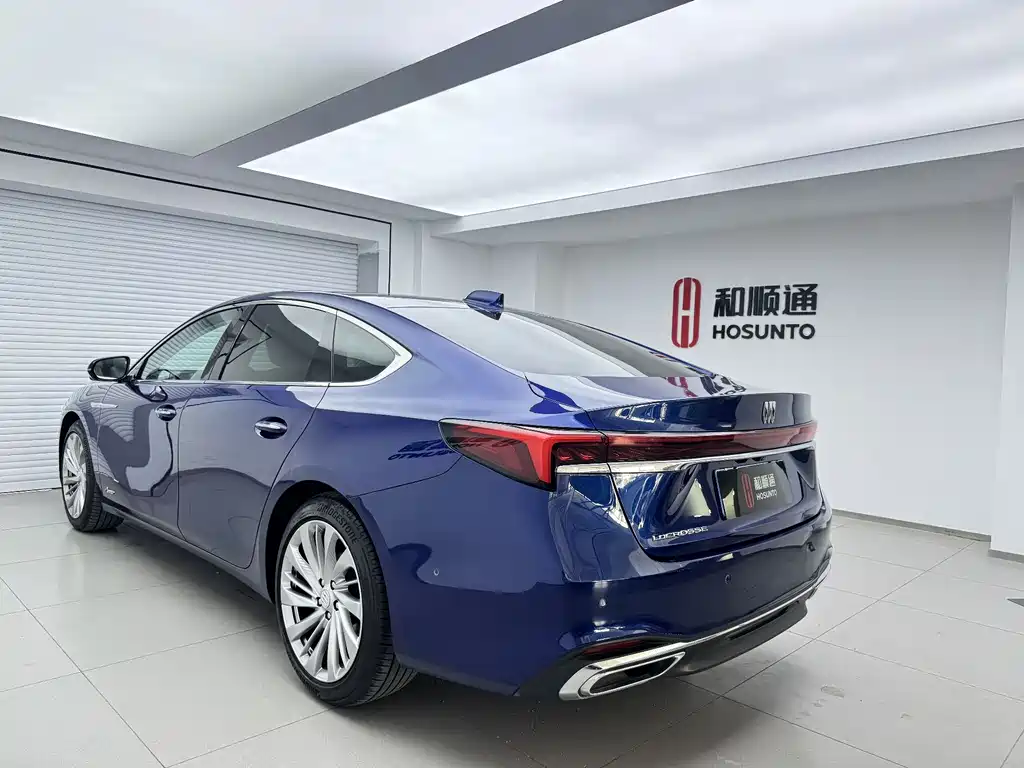 Buick LaCrosse 2023 Avenir 2023 - thumbnail 9