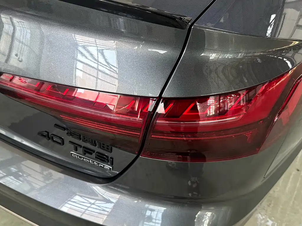 Audi Audi A4L 2023 40 TFSI quattro Luxury Dynamic 2024 - thumbnail 14