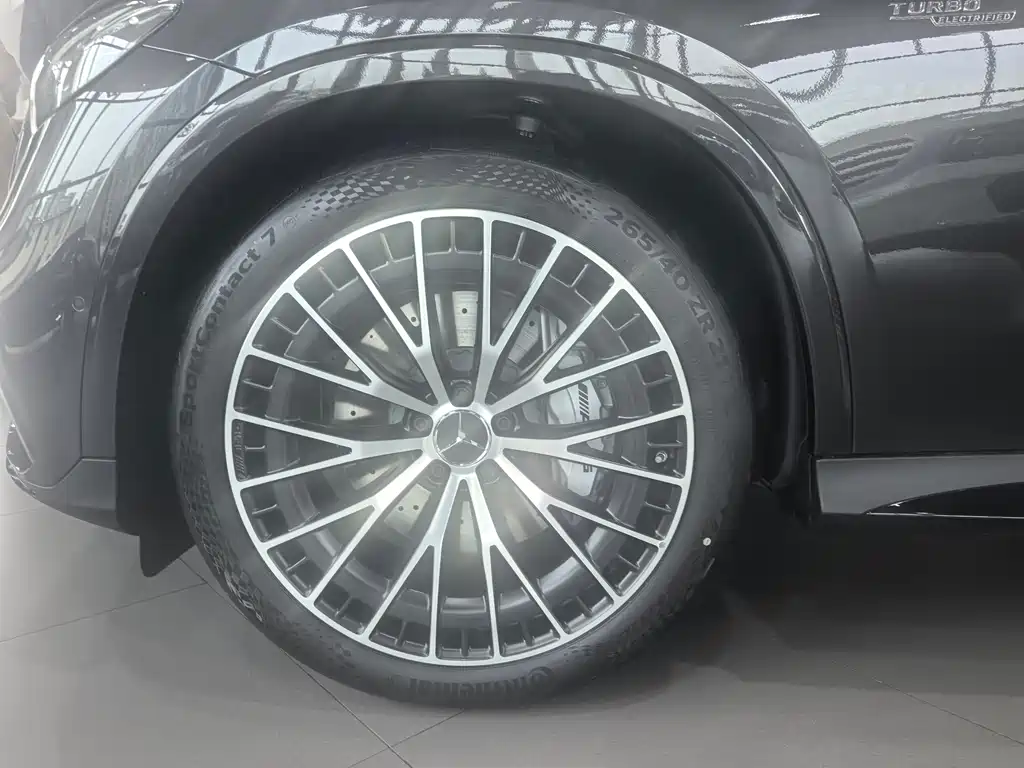 Mercedes-Benz Mercedes-AMG GLC 43 4MATIC 2026 - thumbnail 4