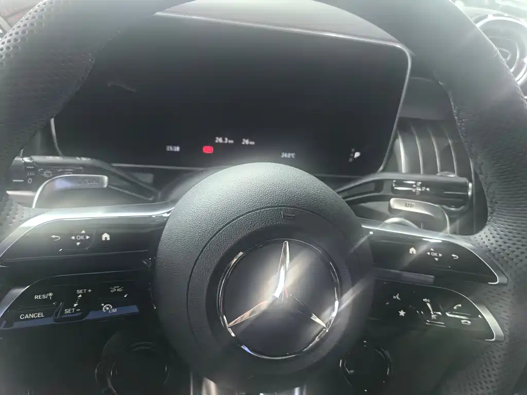 Mercedes-Benz Mercedes-AMG GLC 43 4MATIC 2026 - thumbnail 5