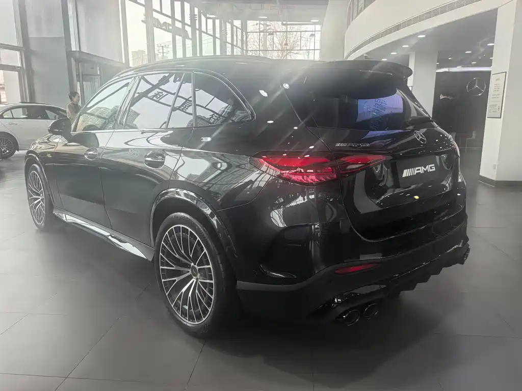 Mercedes-Benz Mercedes-AMG GLC 43 4MATIC 2026 - thumbnail 8