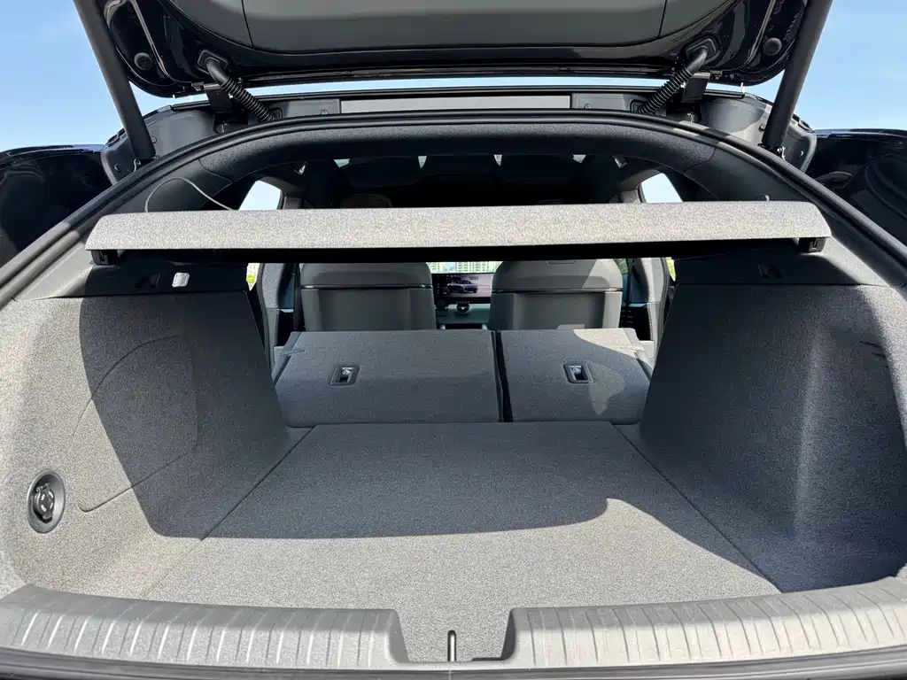 Audi Audi E5 Sportback Pioneer Plus 2026 - thumbnail 13