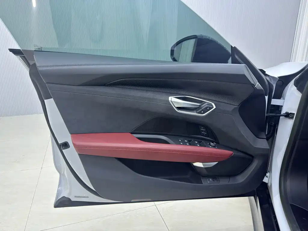 Audi Audi RS e-tron GT 2023 Base 2023 - thumbnail 13