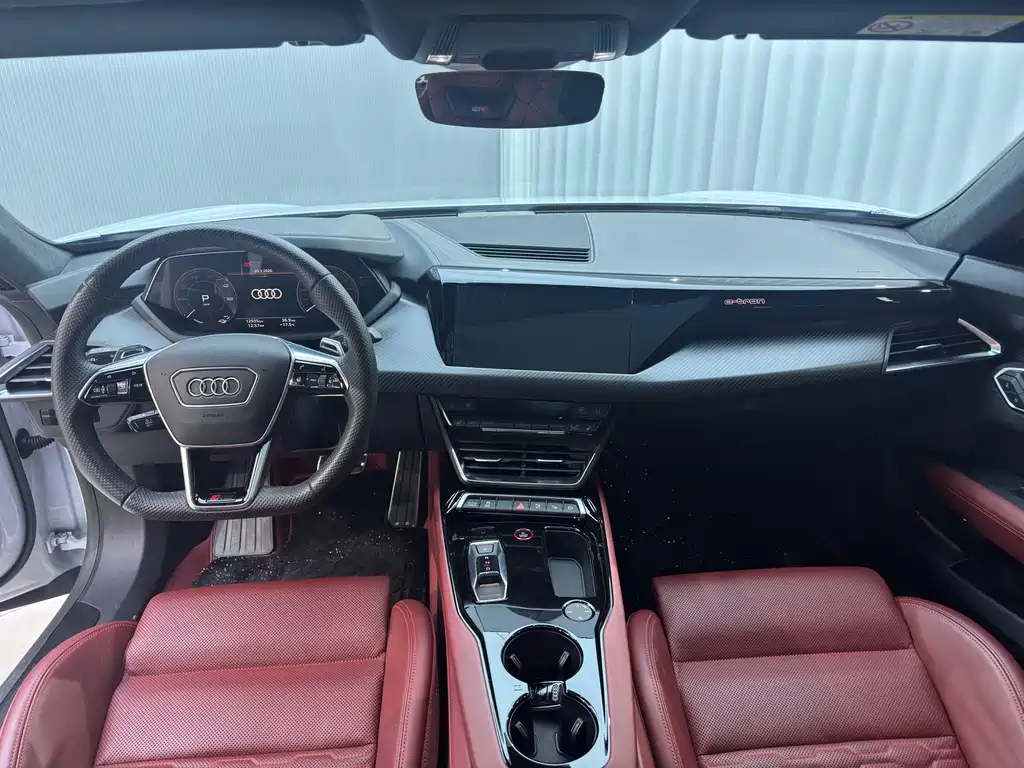 Audi Audi RS e-tron GT 2023 Base 2023 - thumbnail 15