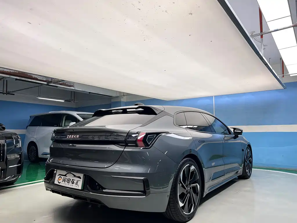 Zeekr ZEEKR 001 YOU AWD Long Range 2022 - thumbnail 6