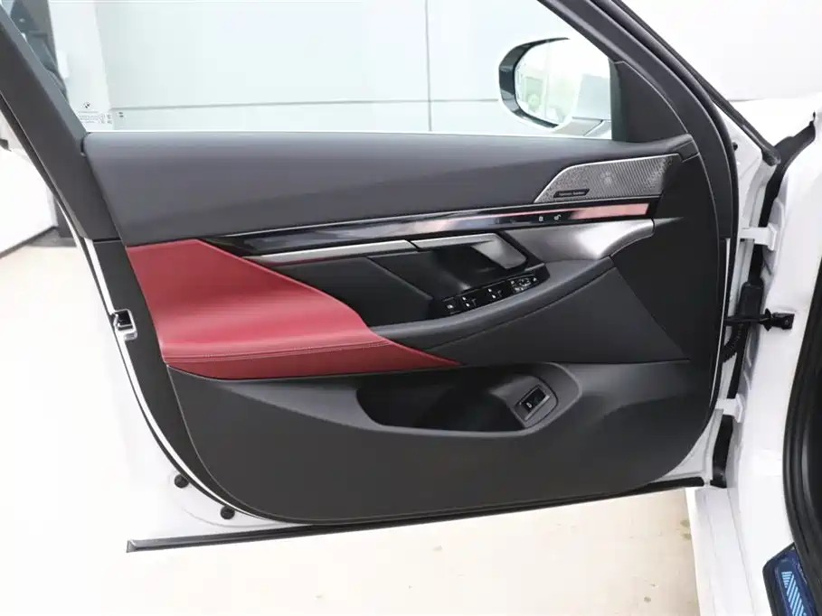 BMW BMW 5 Series 2026 530Li Leading Edition M Sport Package 2026 - thumbnail 10
