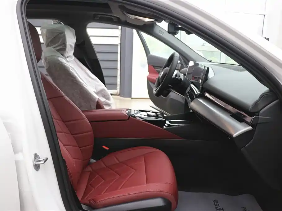 BMW BMW 5 Series 2026 530Li Leading Edition M Sport Package 2026 - thumbnail 23