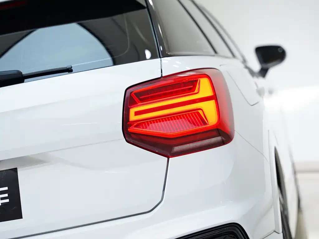 Audi Audi Q2L 2022 35 TFSI Entry Elegance 2022 - thumbnail 9
