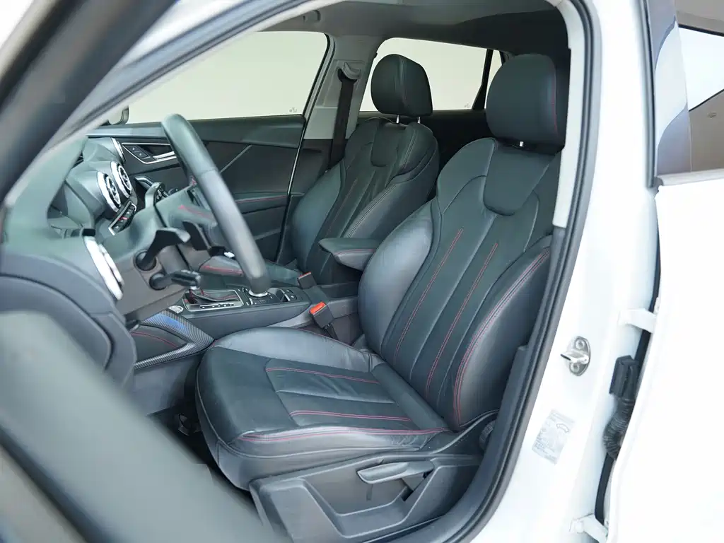 Audi Audi Q2L 2022 35 TFSI Entry Elegance 2022 - thumbnail 18