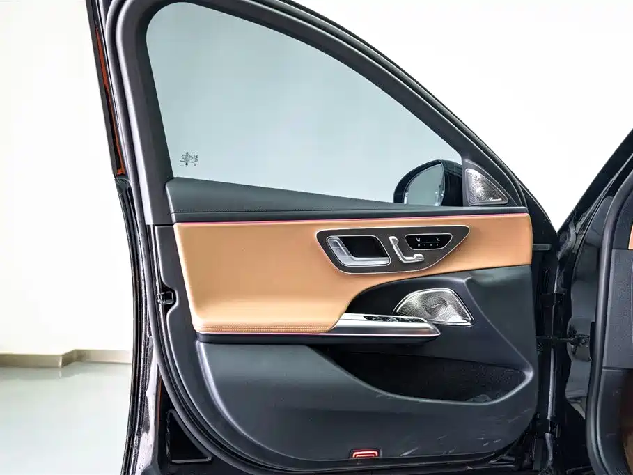 Mercedes-Benz Mercedes-Benz E-Class 2025 Facelift E 300 L Fashion Edition 2025 - thumbnail 10