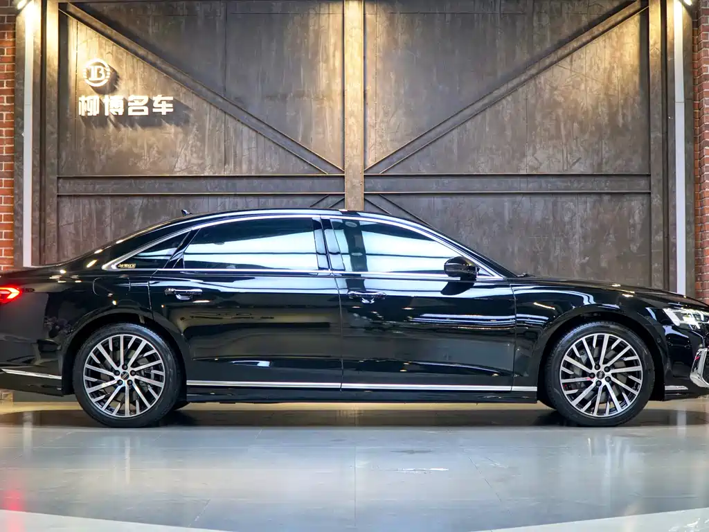 Audi Audi A8 2025 A8L 55 TFSI quattro Flagship 2025 - thumbnail 4
