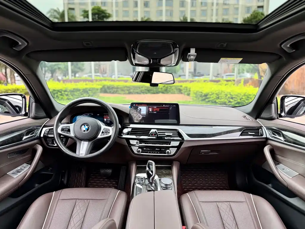 BMW BMW 5 Series 2021 525Li M Sport Package 2021 - thumbnail 14