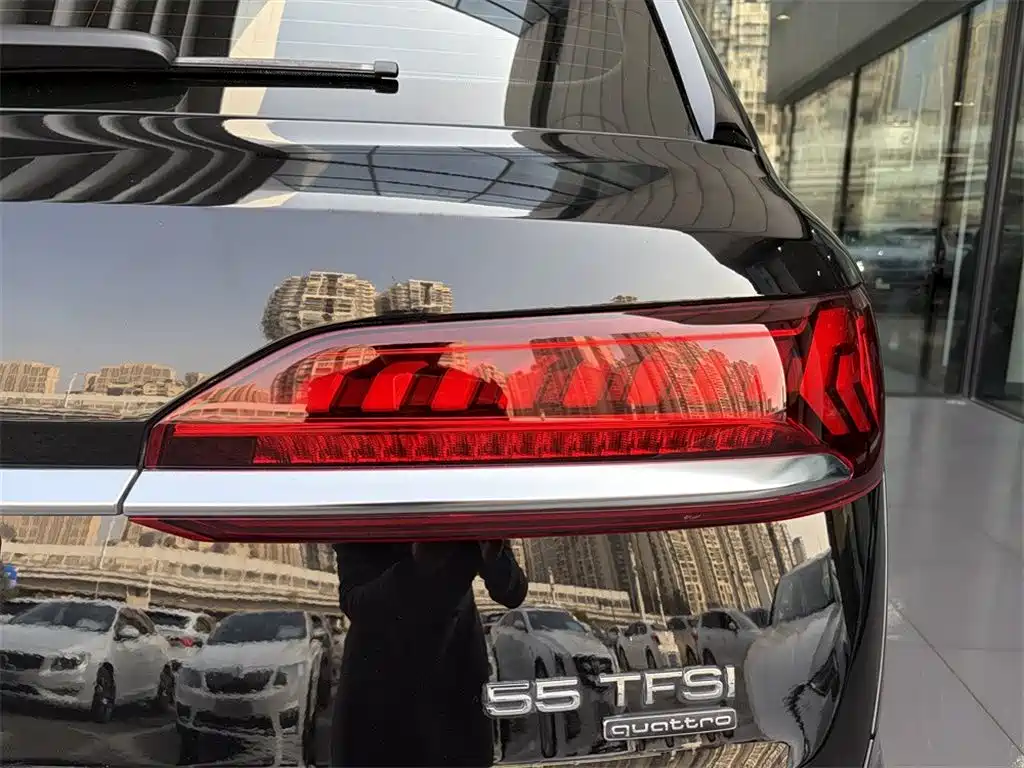 Audi Audi Q7 2023 55 TFSI quattro S line 2023 - thumbnail 13