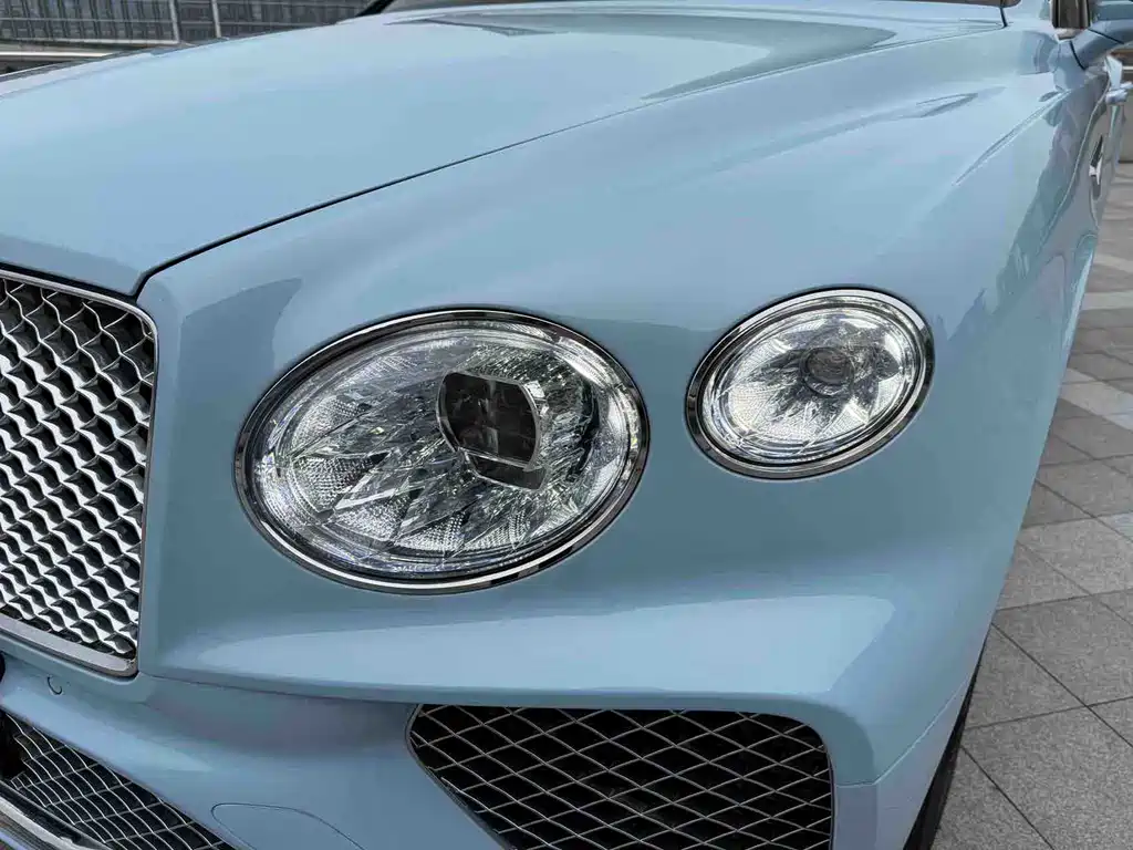 Bentley Bentayga 2022 4.0T V8 2022 - thumbnail 6