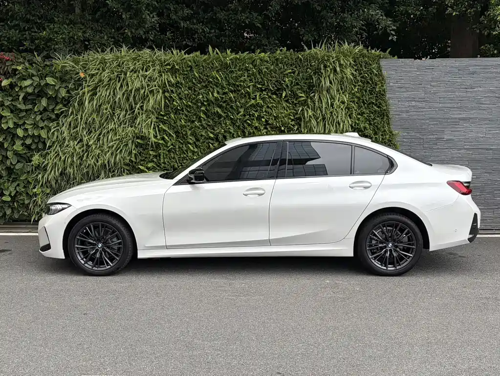 BMW BMW 3 Series 2024 325Li M Sport Night Edition 2024 - thumbnail 3