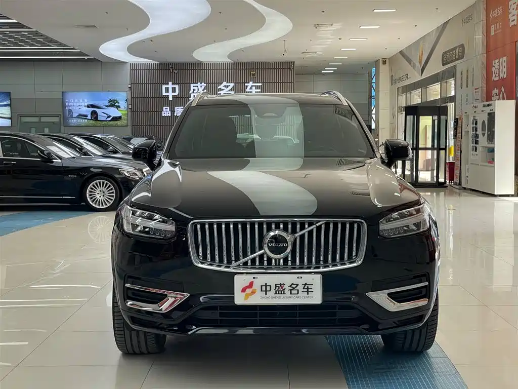 Volvo Volvo XC90 B6 Momentum 7-Seater 2024 - thumbnail 2