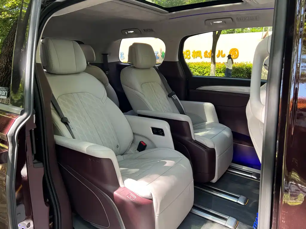 Buick Buick GL8 2022 Avenir Six-Seater Xianli Edition 2022 - thumbnail 10