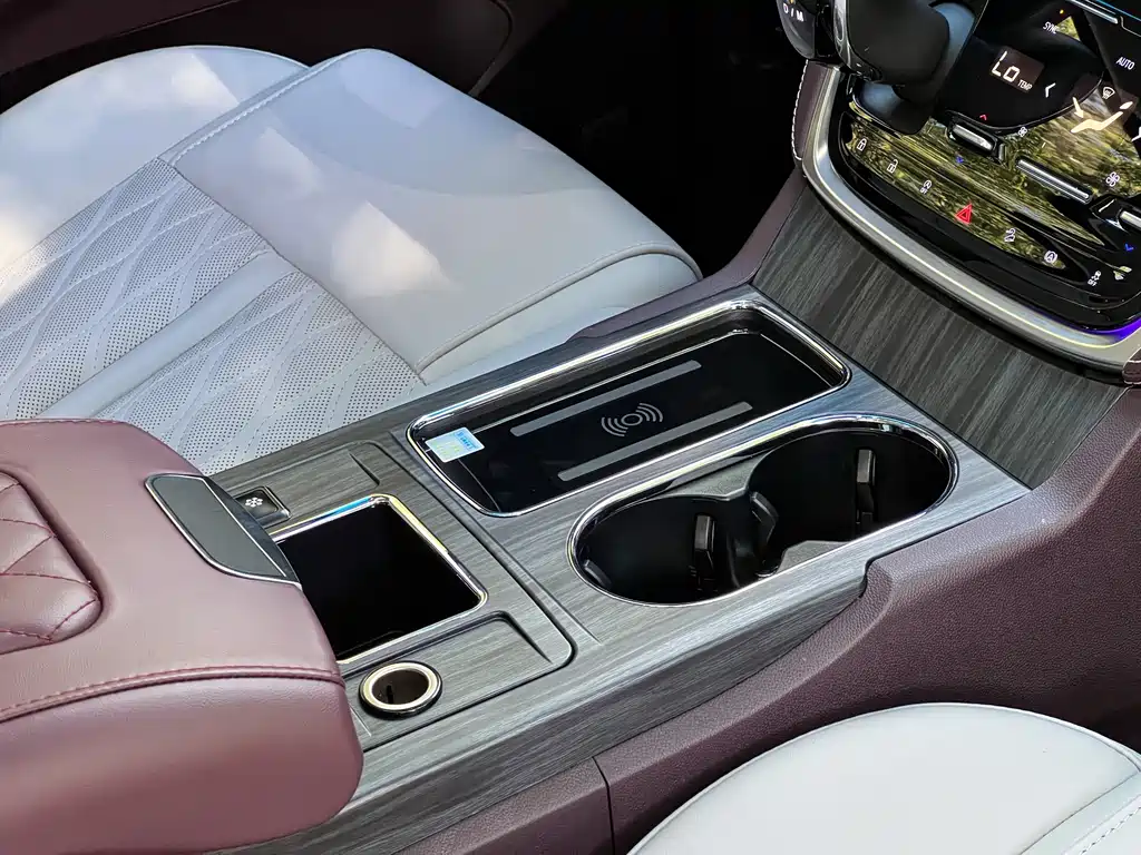 Buick Buick GL8 2022 Avenir Six-Seater Xianli Edition 2022 - thumbnail 18