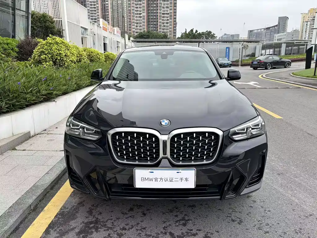 BMW BMW X4 2022 xDrive 25i M Sport Package 2022 - thumbnail 2