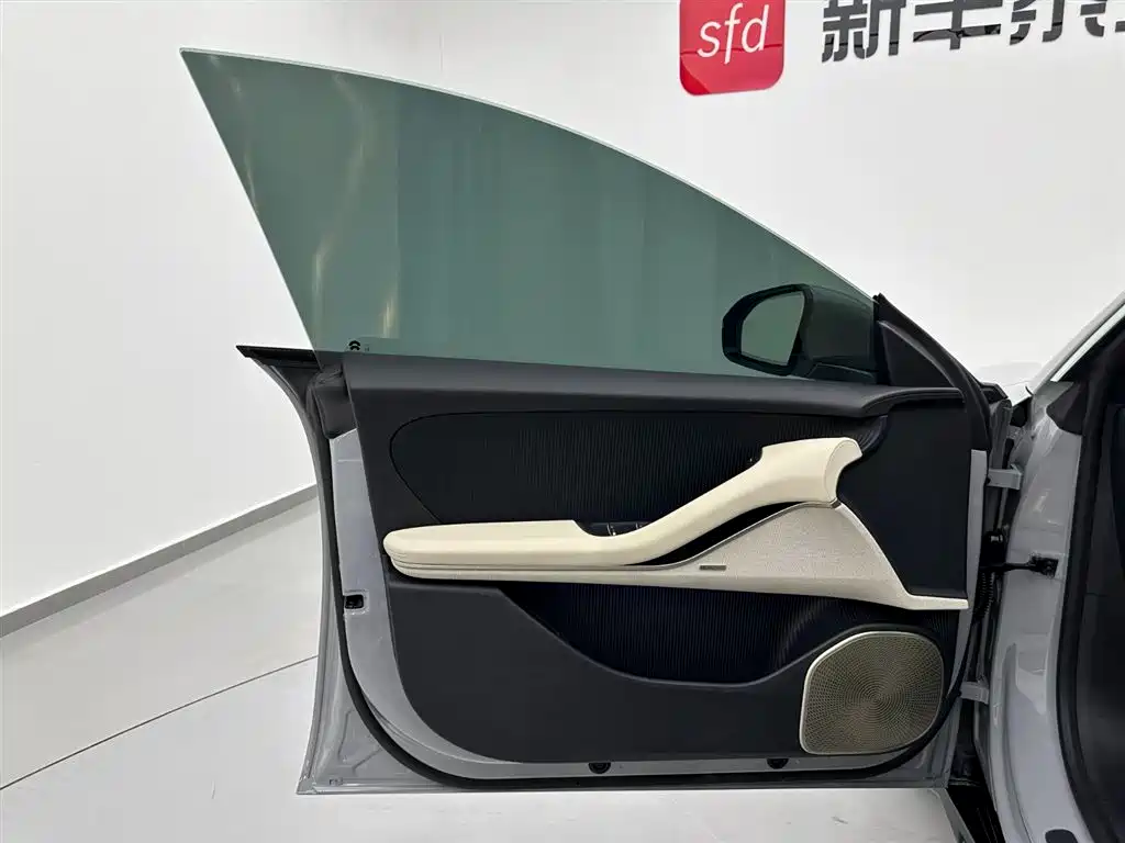 NIO NIO ET5 2025 75kWh 2025 - thumbnail 8