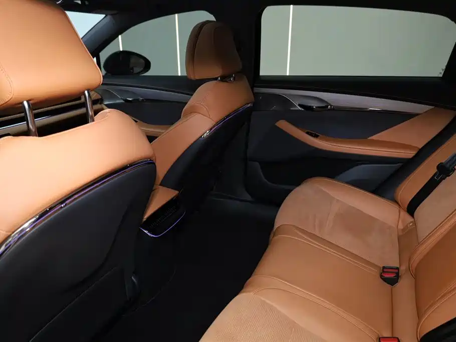 Voyah Automobile Voyah Zhuiguang 2024 PHEV AWD Ultra-Long Range Flagship Edition 2024 - thumbnail 21