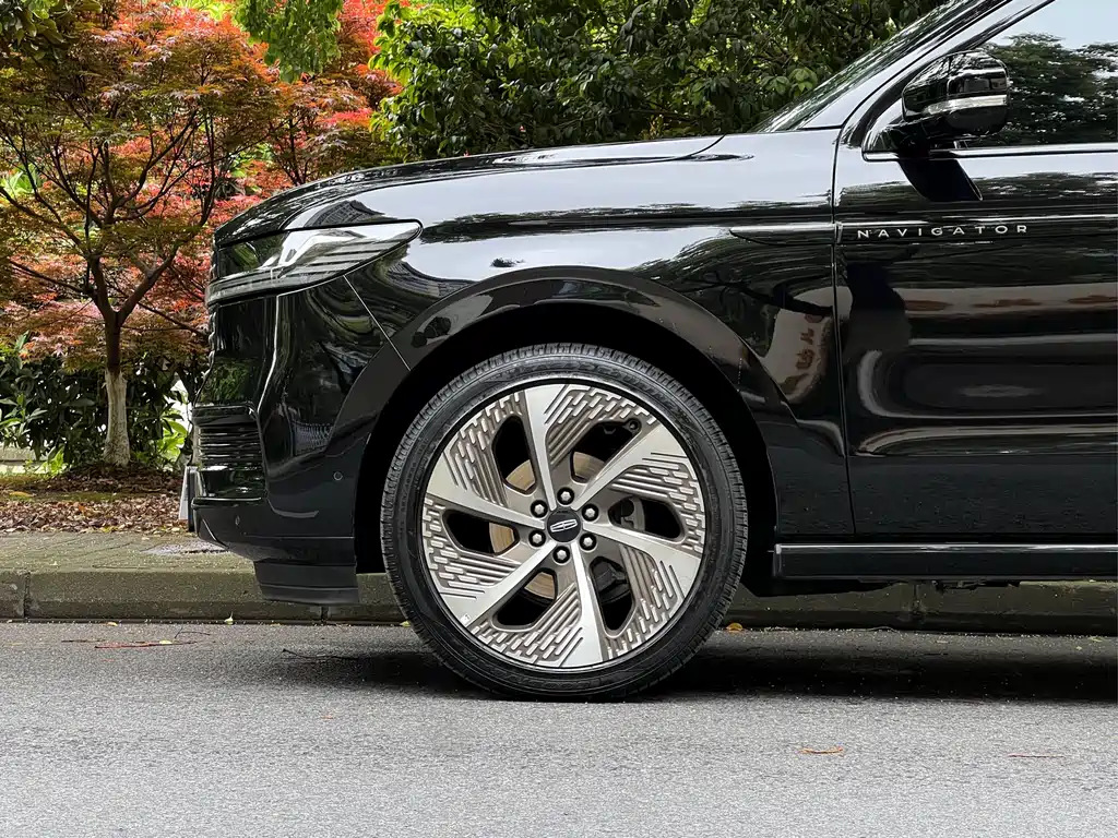 Lincoln Lincoln Navigator L 2025 3.5T President Edition 2025 - thumbnail 23