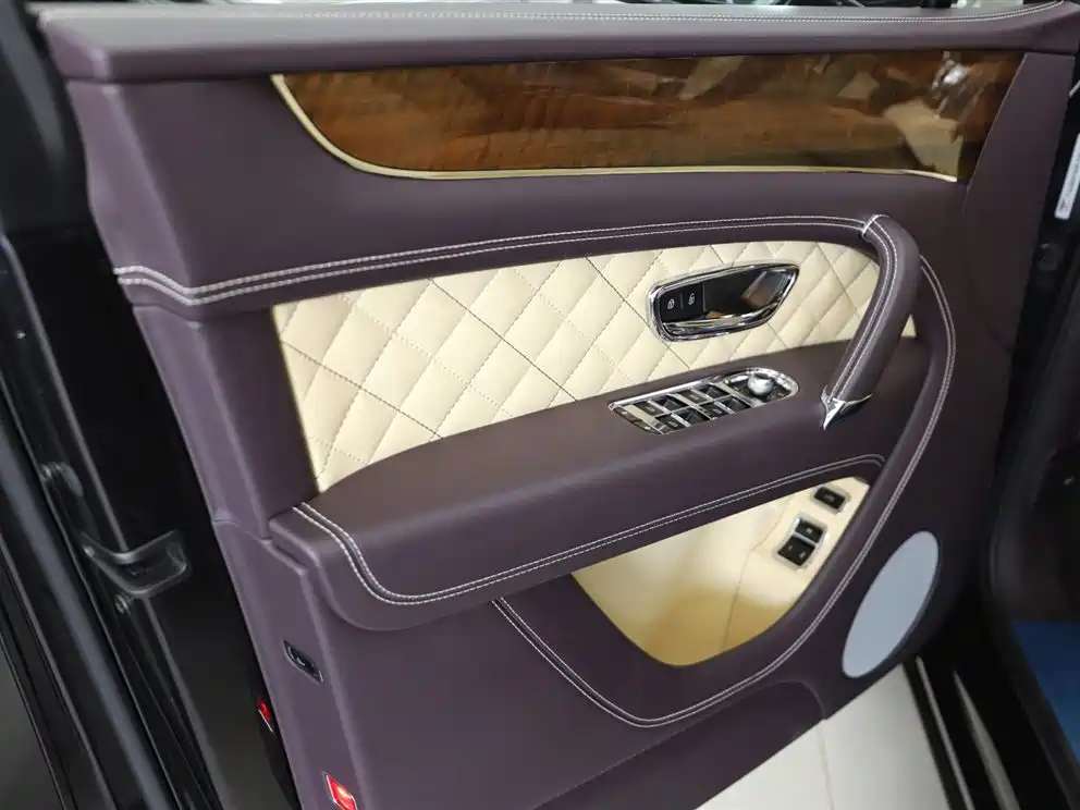 Bentley Bentayga 2018 4.0T V8 2020 - thumbnail 23