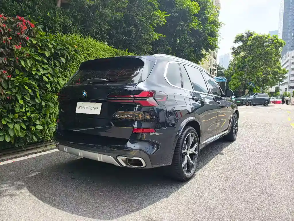 BMW BMW X5 2023 xDrive 30Li Exclusive Edition M Sport Package 2024 - thumbnail 5