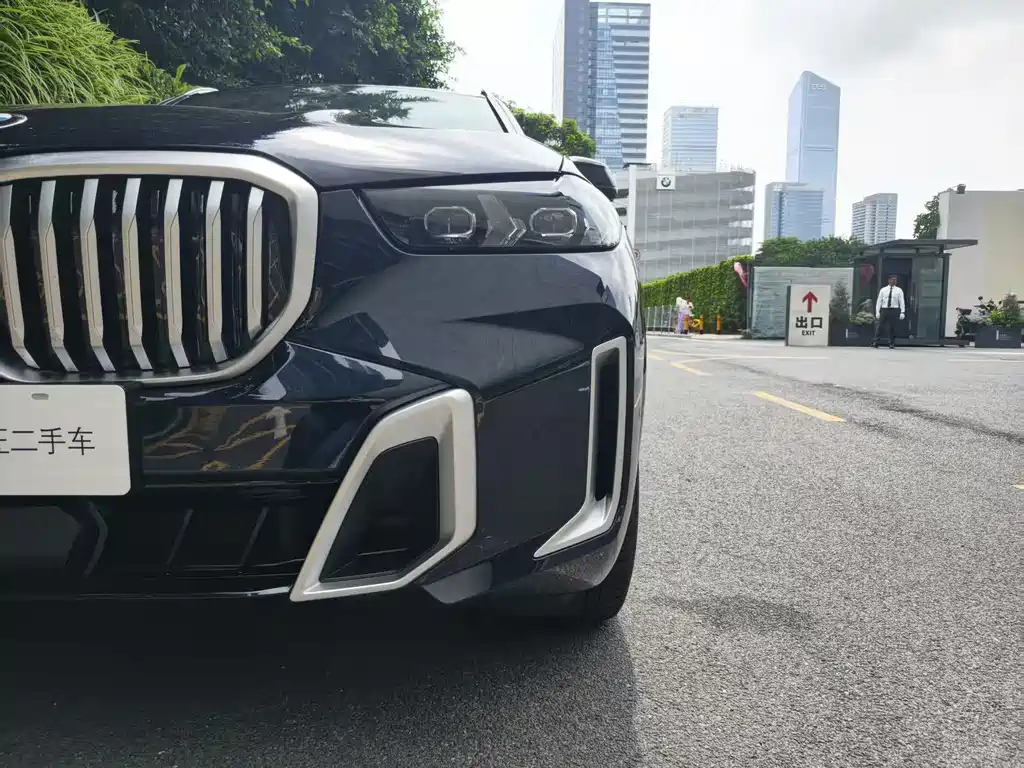 BMW BMW X5 2023 xDrive 30Li Exclusive Edition M Sport Package 2024 - thumbnail 6