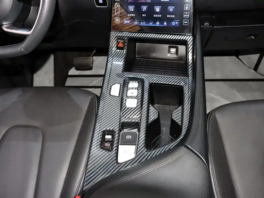 Hyundai Hyundai Custo 2021 270TGDi Prestige Edition LUX 2024 - thumbnail 15